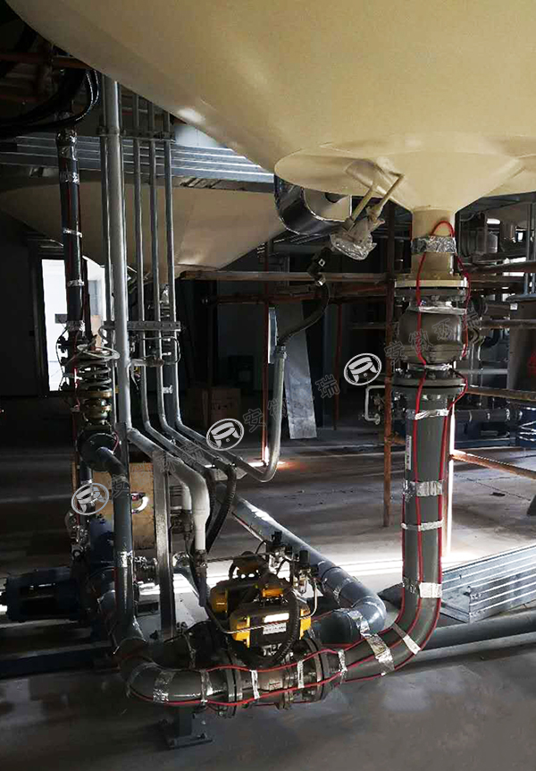 电伴热产品安装实物图片 电伴热产品安装实物图片